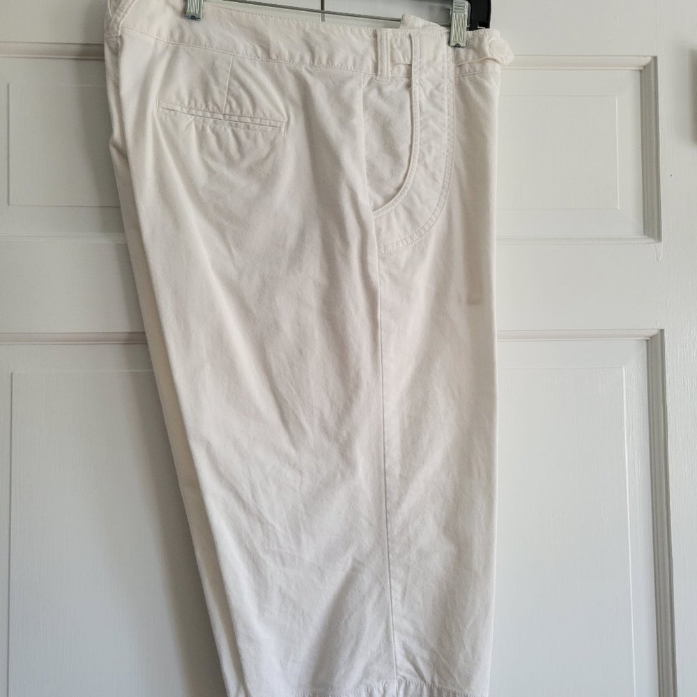 Ladies long shorts or short capris